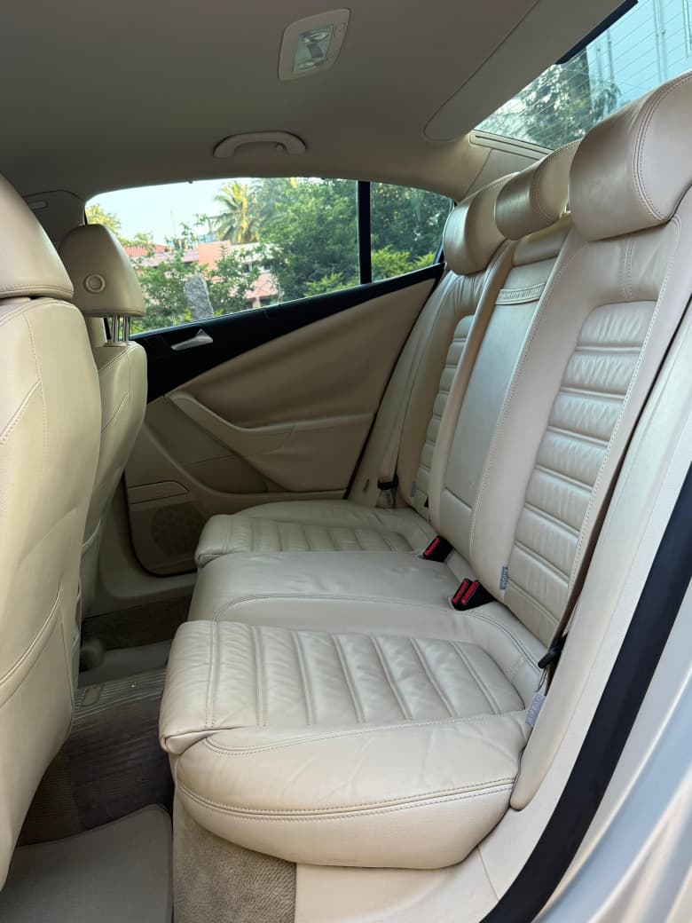 Volkswagen Passat luxury interior chauffeur cabin